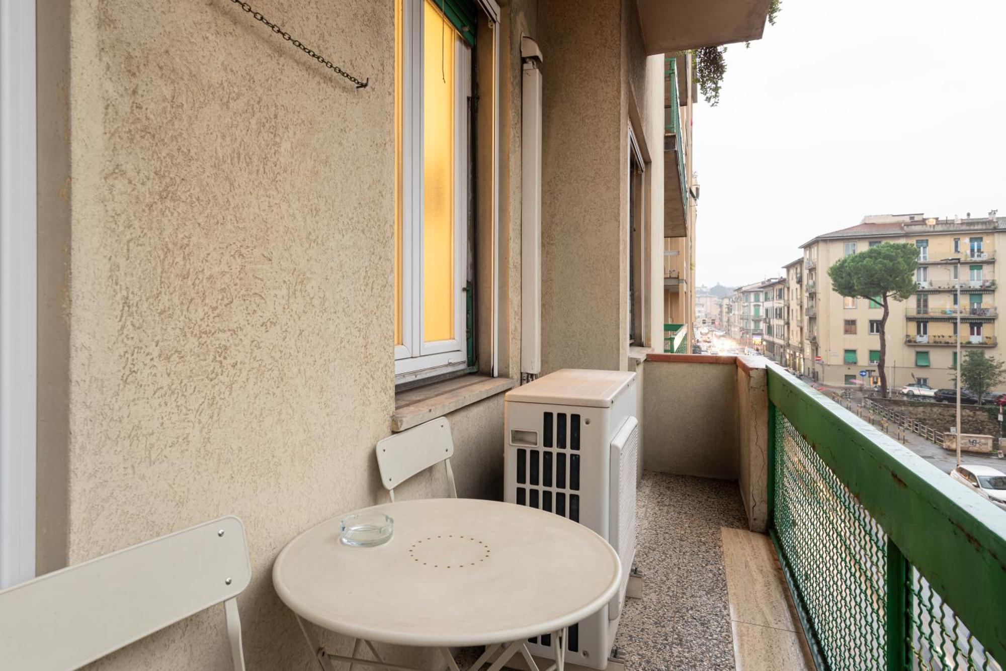 Comfortable Apartment 10 Minutes From City Center Florença Exterior foto